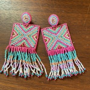 Boutique earrings ☀️